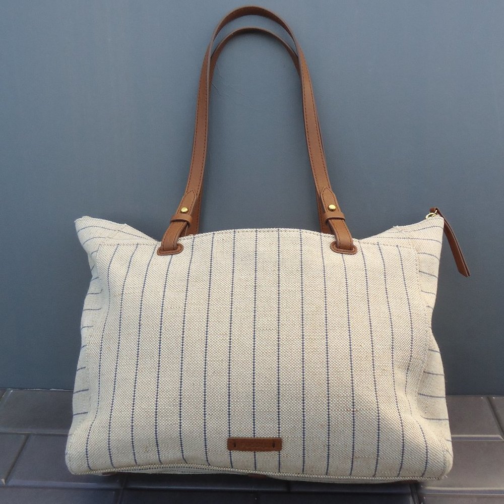 Fossil canvas tote purse.